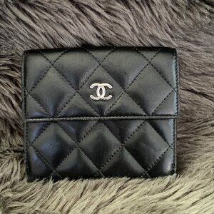 CHANEL Quilted Wallet